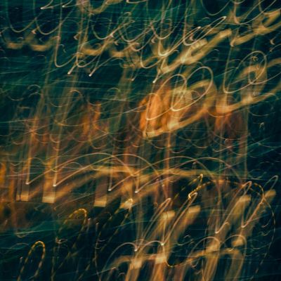 Conceptual portrait representation using abstract light patterns